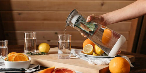 Hydros Filtering Water Bottle, Carafe and Pitcher 2016-2018