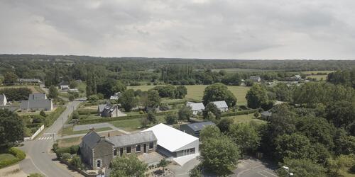 Association and Civic Hall of Tréméven | 2022 | Timothée Chateau, France